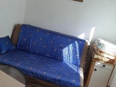 Apartman i dva stana za izdavanje u Budvi