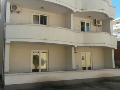 Apartmani "INA" Dobre Vode