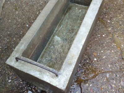Betonska korita za svinje