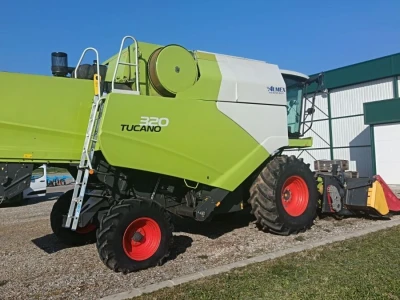 Claas Tucano 320