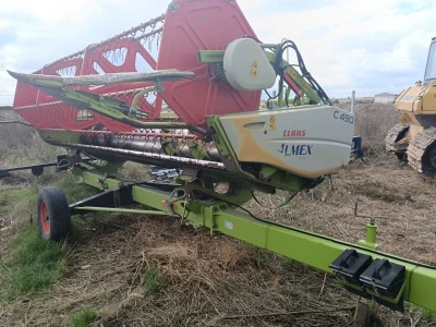Claas Tucano 320