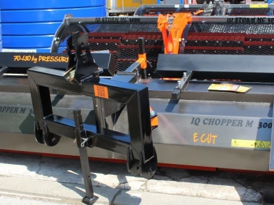 IQ lifter-sakupljač mulch folije i IQ chopper e-cut