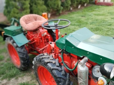 Prodajem traktor Toma Vinkovic