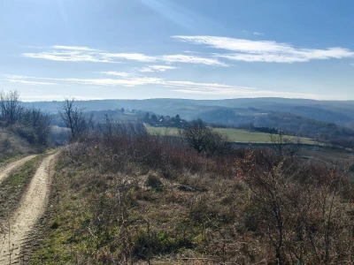 Zemljište Stražilovo-Sremski Karlovci