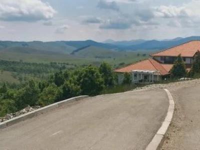 Zlatibor, plac 1120m2 sa građevinskom dozvolom i priključkom za struju!