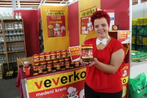 Veverko, livadski med sa lešnicima