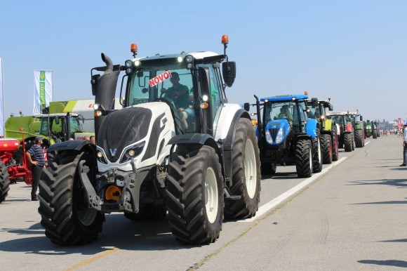Trka traktora