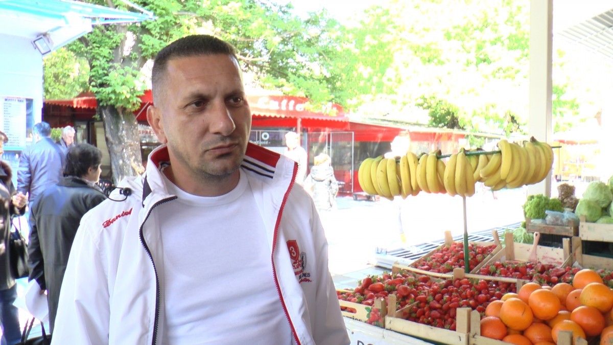 Milan &Scaron;a&scaron;ić