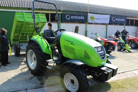 Traktor Tuber 50 bez kabine