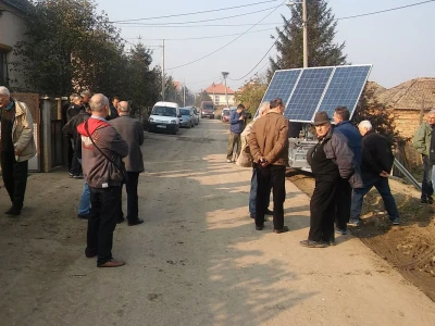Mobilni robotizovani solarni elektrogenerator