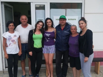 Berba malina u zadruzi "Agro eko voće"
