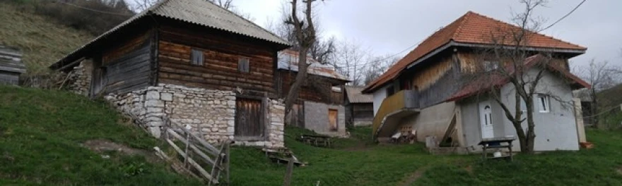 Okućnica ispod Golog brda