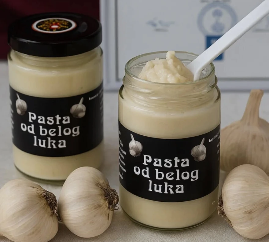 pasta od belog luka