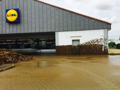 Francuski poljoprivrednici blokirali granicu sa Španijom i Nemačkom!