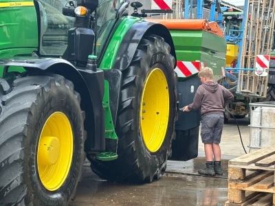 Automatizirana mliječna farma koja proizvodi vlastitu energiju