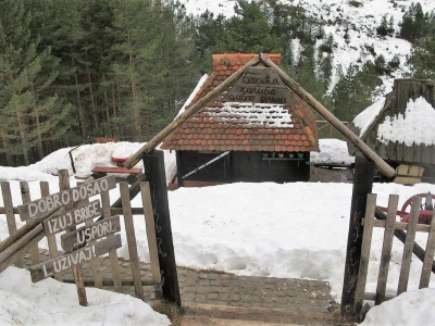 Bakića kolibe