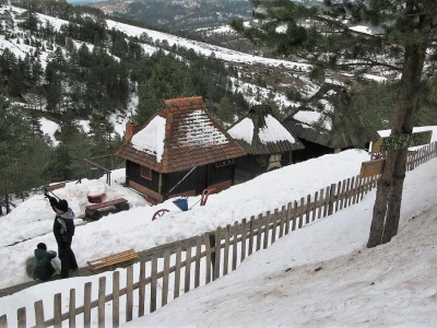 Bakića kolibe
