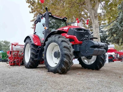 Bašak traktor 5120