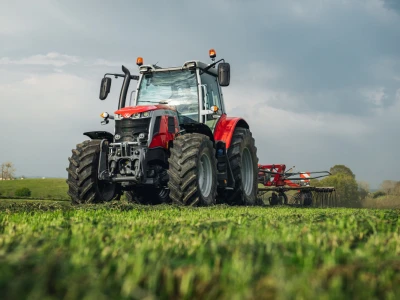 Born to Farm Massey Ferguson