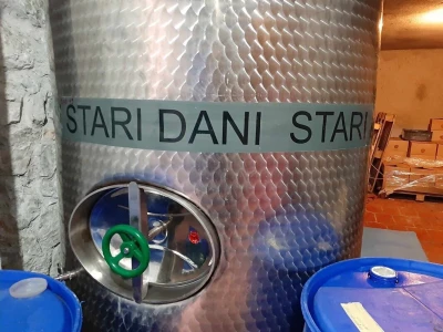 Čaša sa vinom