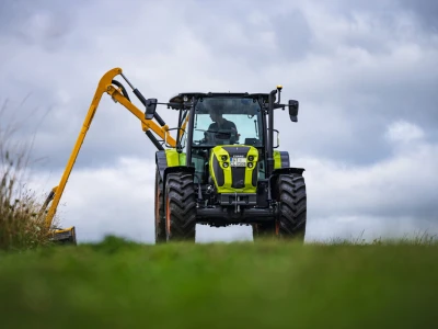 CLAAS predstavio AXOS 3