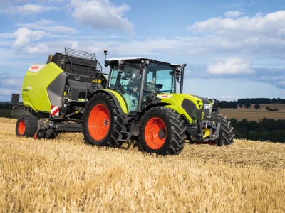 CLAAS predstavio AXOS 3