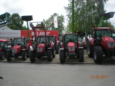 BELARUS traktori