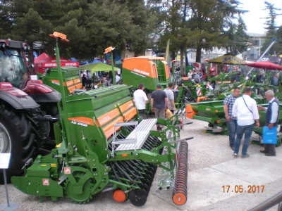 Amazone AD 4000