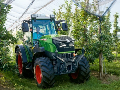Električni Fendt traktor