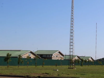 Farma Rosta, Rusija