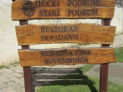 Agrarni novinari iz Novog Sada u poseti Iločkom podrumu