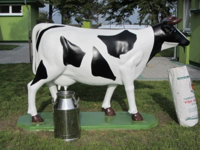 U Crepaji otvorena savremena mlečna farma