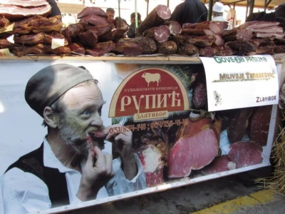 Suhomesnati proizvodi na Kupusijadi