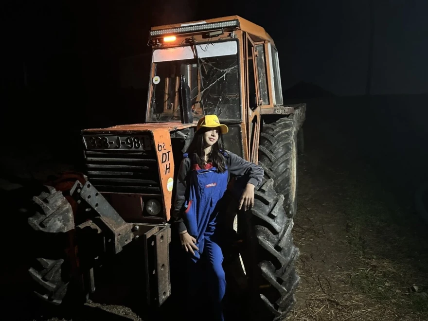 Belkisa i traktor