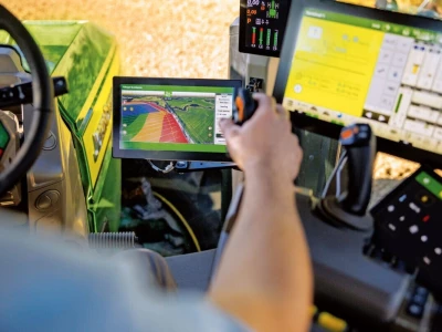 John Deere proširuje serije 8R i 8RX novim modelima velike snage