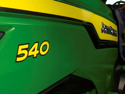 John Deere proširuje serije 8R i 8RX novim modelima velike snage