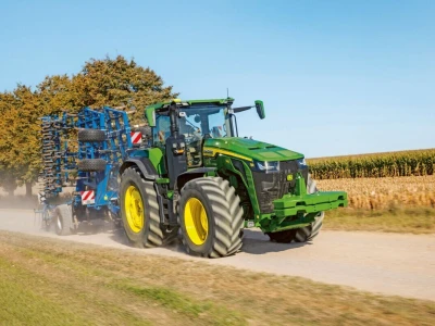 John Deere proširuje serije 8R i 8RX novim modelima velike snage