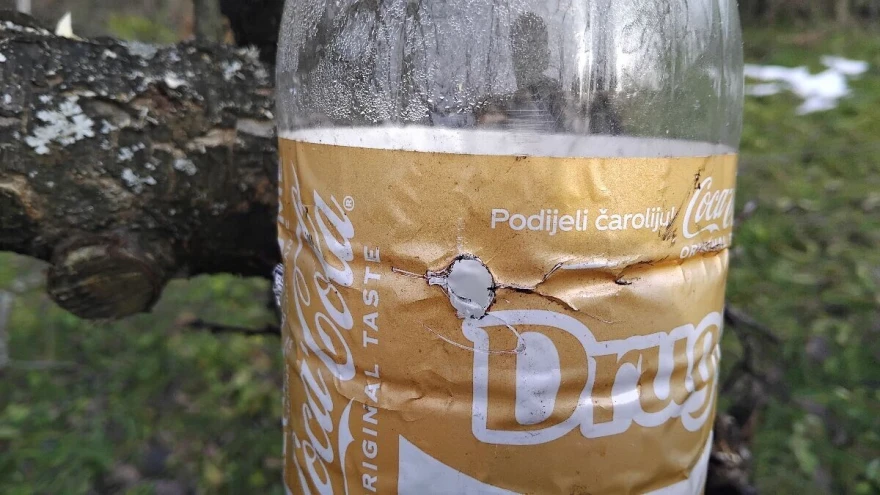 Fla&scaron;u probu&scaron;ite ekserom