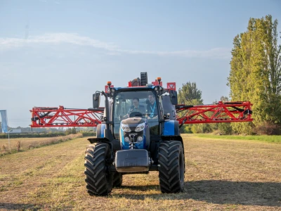 Landinijev 6-145RS u utrci za nagradu TotY 2027 u kategoriji višenamjenskih traktora "Utility“