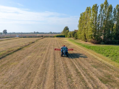 Landinijev 6-145RS u utrci za nagradu TotY 2027 u kategoriji višenamjenskih traktora "Utility“
