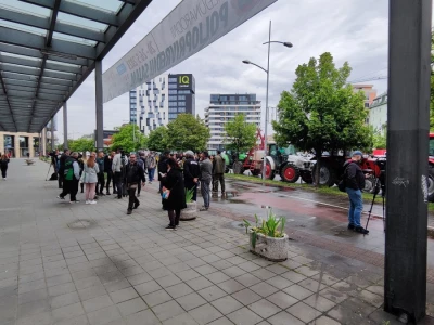 Majski protesti u Novom Sadu