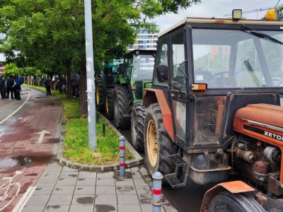 Majski protesti u Novom Sadu