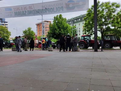Majski protesti u Novom Sadu