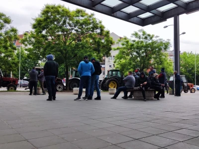 Majski protesti u Novom Sadu