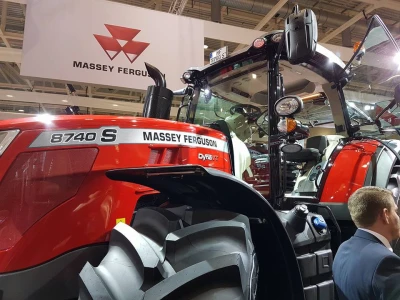Massey Ferguson 8740 S