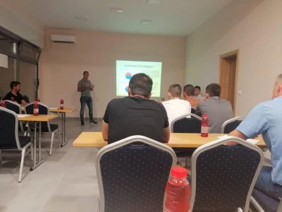 Mladi poljoprivrednici Srbije
