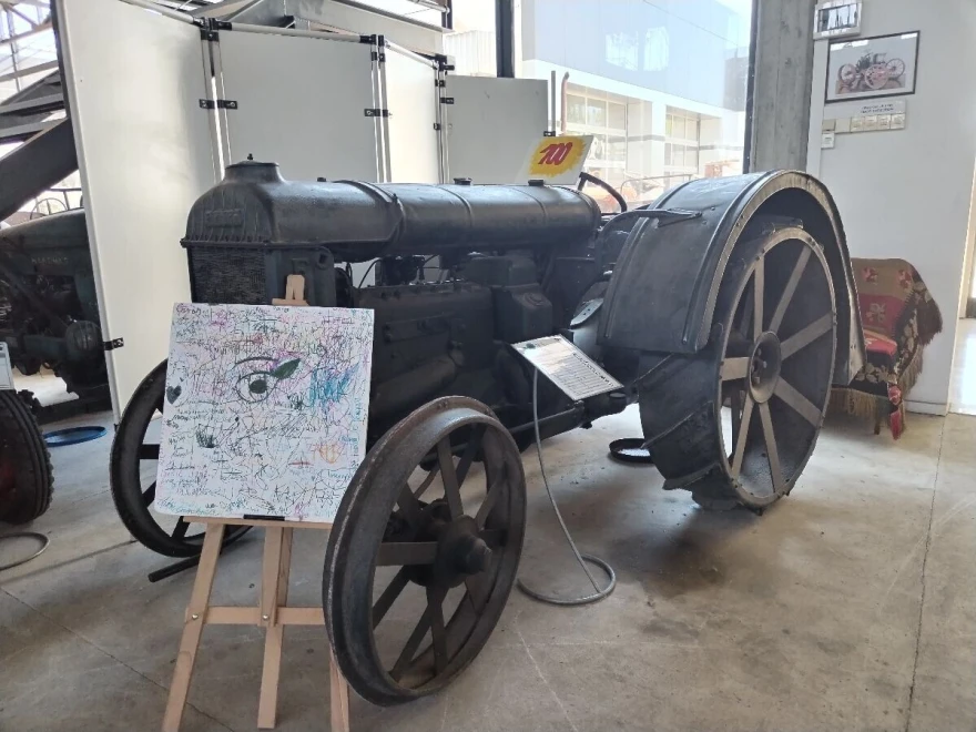 Traktor Fordson