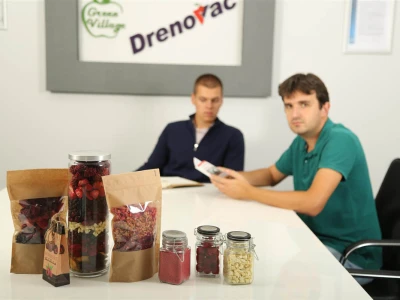 Nemanja Bojičić, Drenovac d.o.o. (desno)