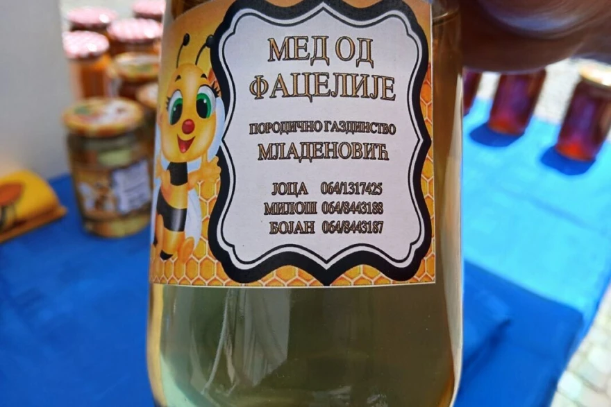 Med od facelije