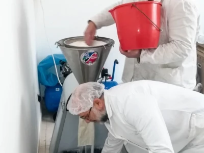 Pčelari Azbukovice prave vrhunske šećerne pogače